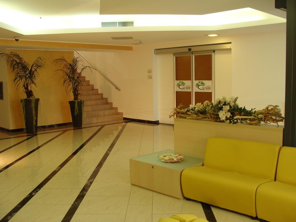 Groane Hotel Residence Cesano Maderno Buitenkant foto