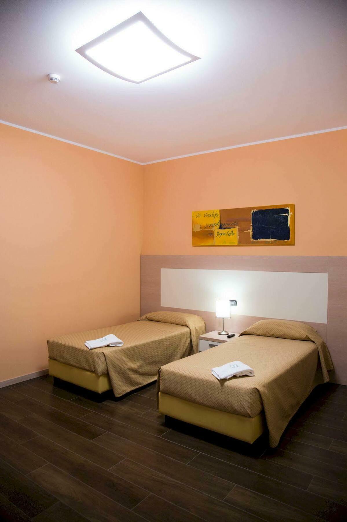 Groane Hotel Residence Cesano Maderno Buitenkant foto