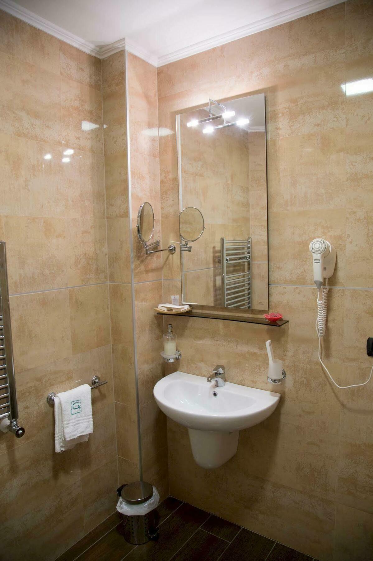 Groane Hotel Residence Cesano Maderno Buitenkant foto